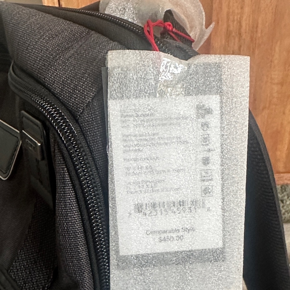TUMI Parrish Charcoal Gray Backpack 🎒 NWT retail $450 - Picture 2 of 3